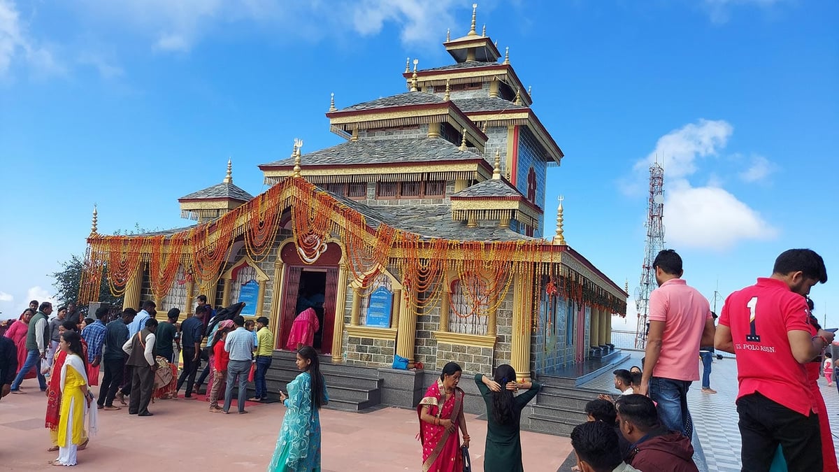 Surkanda Devi Temple Wall 3 | Surkanda Devi Temple
