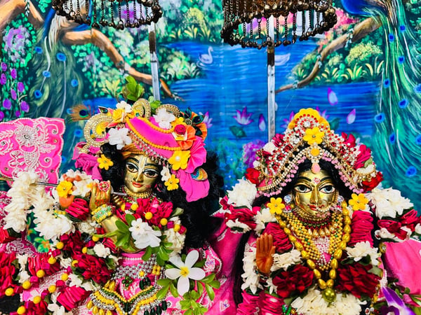 श्री श्री रुक्मिणी द्वारकाधीश
